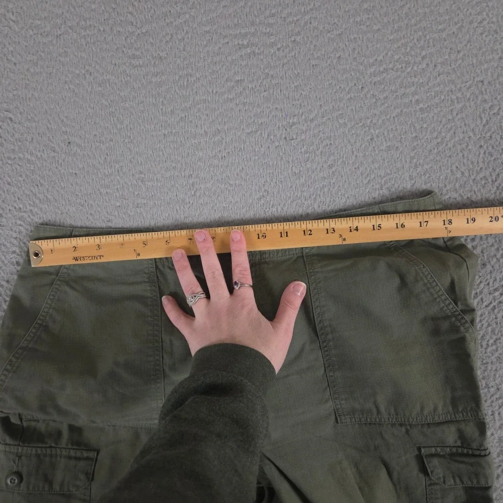 VINTAGE Eddie Bauer Pants Womens 14 Green Cargo Ripstop Utility Cropped 2000s - Picture 5 of 11